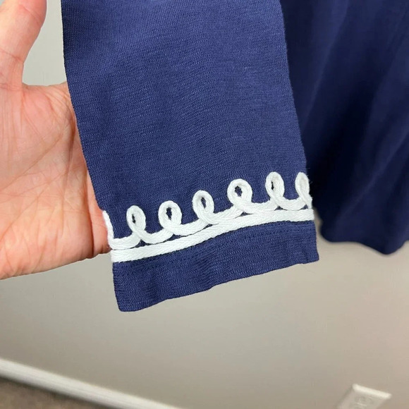 Lilly Pulitzer Thea Tunic Top Size XS Embroidered Preppy Nautical Navy Blue - Picture 5 of 9